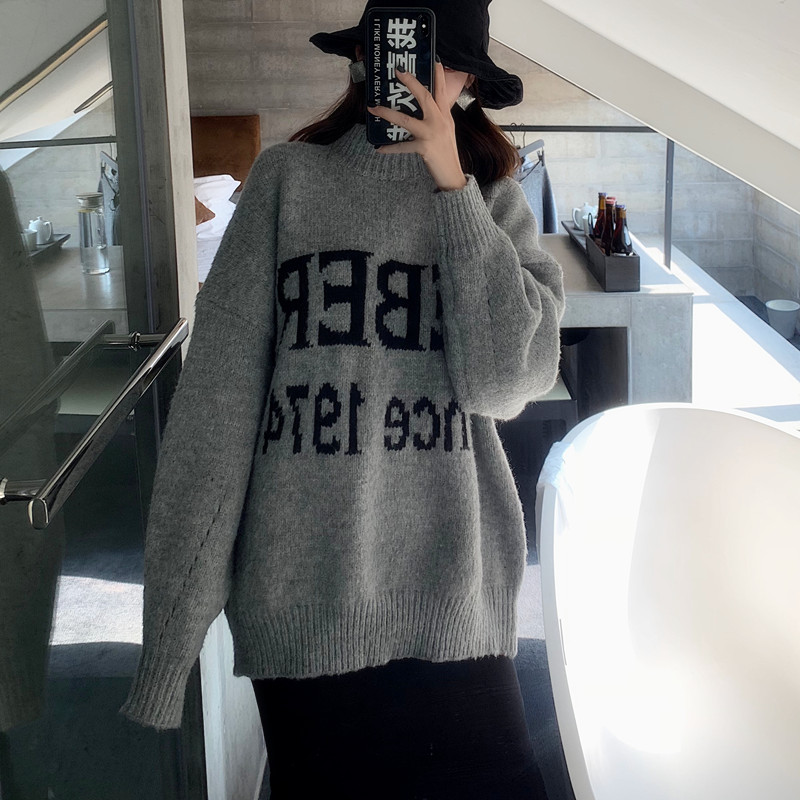 韓版寬松加厚半高領字母毛衣女秋冬2018新款+百搭高腰魚尾半身裙